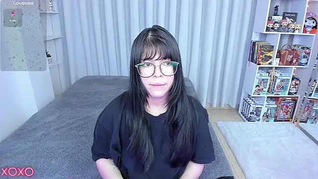 Snapshot of misshoneyxxx chatting on 02-10-26, 02:32 misshoneyxxx online show from 02-10-26, 02:32