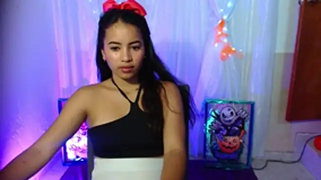 Snapshot of Marybaby_69 chatting on 10-01-25, 02:43 Marybaby 69 online show from 10-01-25, 02:43