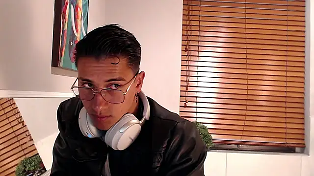 Andy Joy  online show from 09-23-25, 11:39