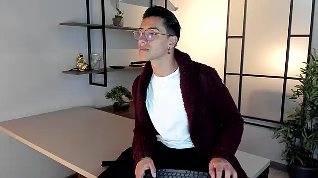 Andy Joy  online show from 09-09-25, 11:30