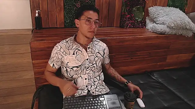 Andy Joy  online show from 11-10-25, 11:48