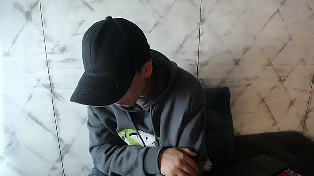 Andy Joy  online show from 11-19-25, 11:21