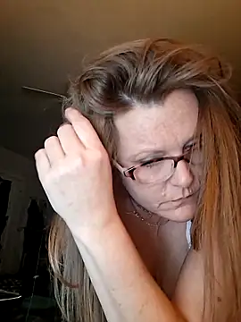 skyeb0787 online show from 02-15-26, 05:52