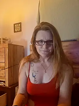 skyeb0787 online show from 05-09-26, 01:20