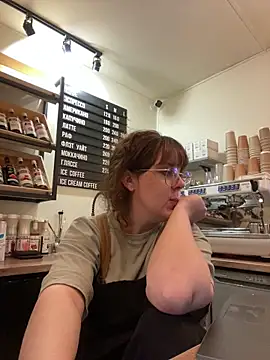 cinnabon  online show from 12-02-25, 03:36