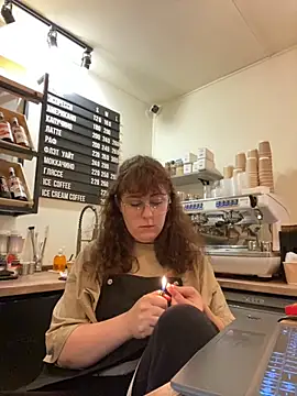 cinnabon  online show from 11-07-25, 03:38