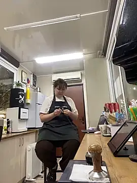 Snapshot of cinnabon_ chatting on 02-23-25, 04:24 cinnabon  online show from 02-23-25, 04:24