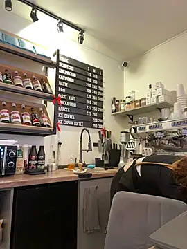 cinnabon  online show from 02-11-26, 01:44