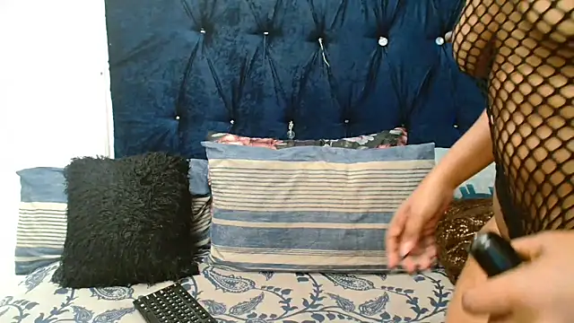 xTALLSEXYBUMx online show from 06-04-26, 07:24