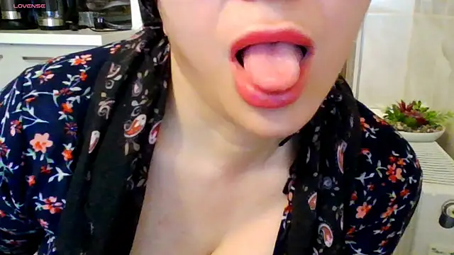 Erotica333 online show from 05-11-26, 04:04