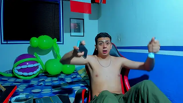 maxowens oficial online show from 06-14-26, 10:11