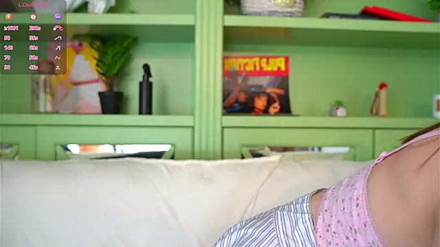 LindaFarmer online show from 04-16-26, 04:57