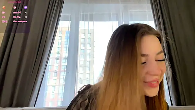 LindaFarmer online show from 10-01-25, 03:55