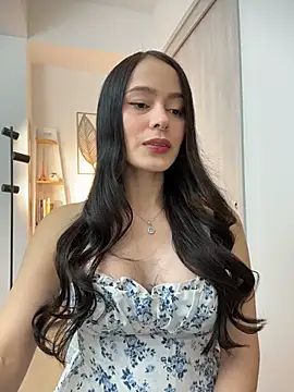 rubyhill 2711 online show from 12-18-25, 12:05