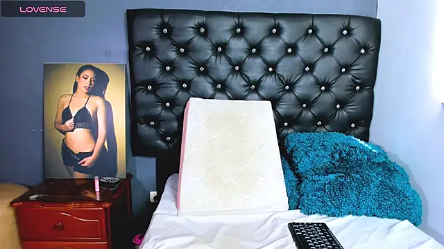 catalinamuss  online show from 11-14-25, 06:22