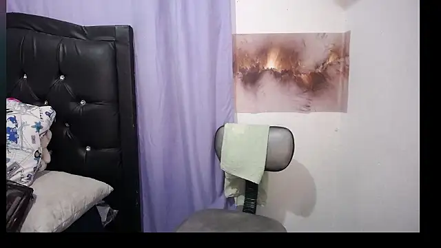 Snapshot of jadde_blair chatting on 10-23-25, 11:47 jadde blair online show from 10-23-25, 11:47