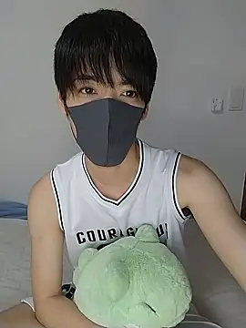 Snapshot of itsme_LEON chatting on 01-13-25, 01:06 itsme LEON online show from 01-13-25, 01:06