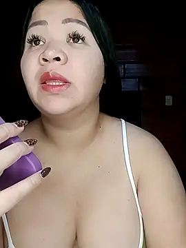 Chantal lopez online show from 10-15-25, 05:32