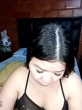 Chantal lopez online show from 04-23-26, 04:41