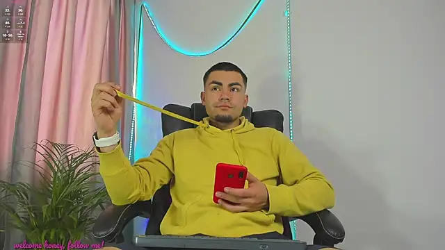 kalivan voinesscu online show from 10-29-25, 03:44