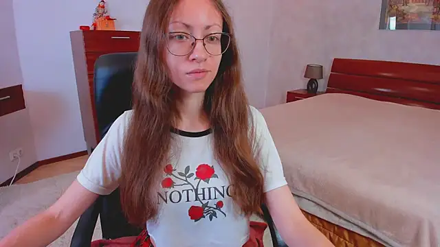 Pantyhose Mila online show from 10-24-25, 07:13