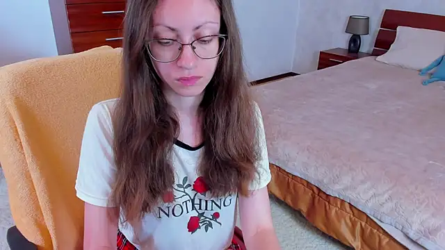 Pantyhose Mila online show from 07-02-26, 08:04