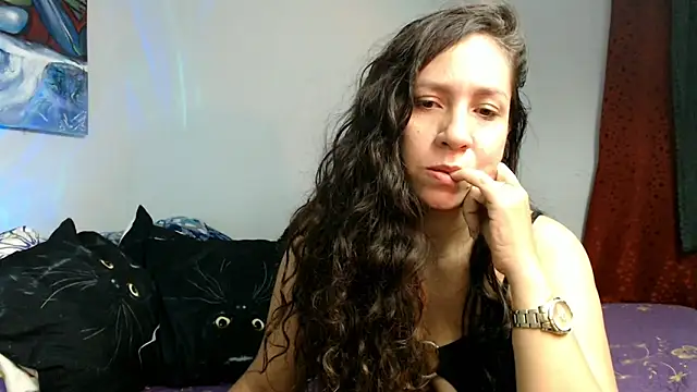 Snapshot of naihroby chatting on 06-23-26, 04:43 naihroby online show from 06-23-26, 04:43