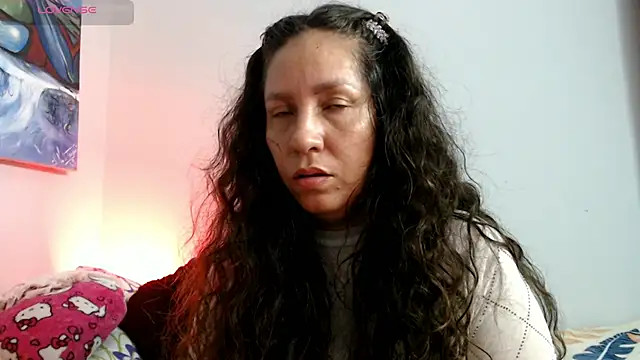 Snapshot of naihroby chatting on 10-21-25, 04:12 naihroby online show from 10-21-25, 04:12