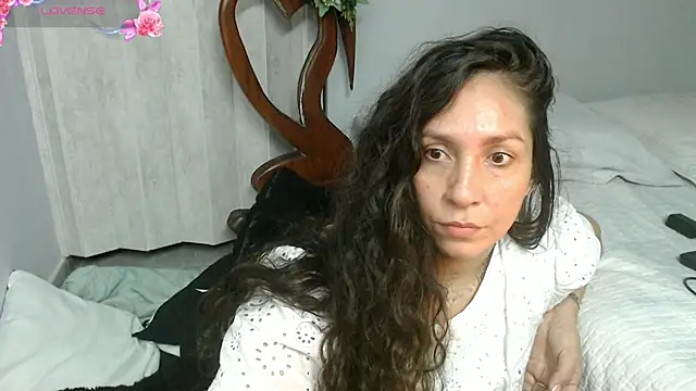 Snapshot of naihroby chatting on 07-07-26, 05:43 naihroby online show from 07-07-26, 05:43