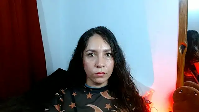 Snapshot of naihroby chatting on 02-25-25, 01:41 naihroby online show from 02-25-25, 01:41