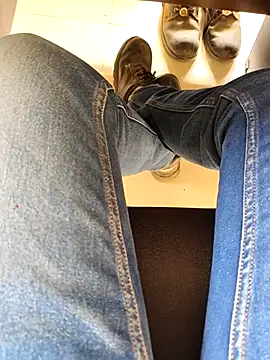 Ishan003 online show from 03-08-26, 09:56