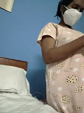 Snapshot of Priya_Strip chatting on 10-27-25, 08:21 Priya Strip online show from 10-27-25, 08:21