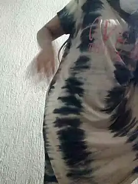 Priya Strip online show from 02-17-26, 07:00