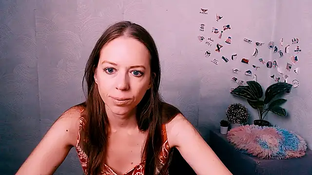 Snapshot of GloriaSi_ chatting on 07-22-26, 04:14 GloriaSi online show from 07-22-26, 04:14