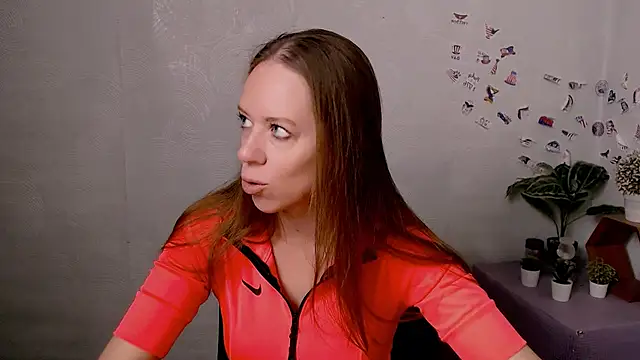 Snapshot of GloriaSi_ chatting on 07-12-26, 04:46 GloriaSi online show from 07-12-26, 04:46
