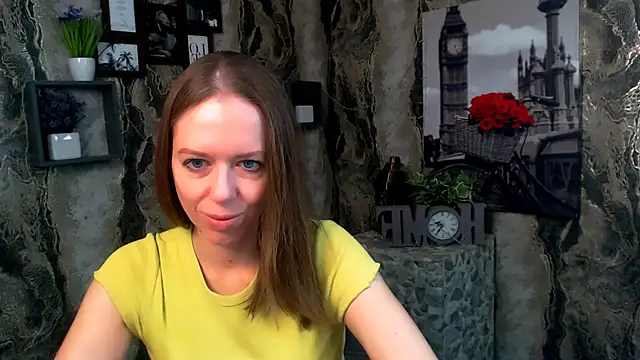 GloriaSi  online show from 11-19-25, 06:02