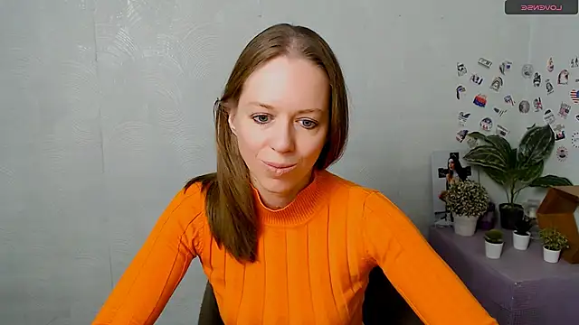 GloriaSi  online show from 11-23-25, 10:25