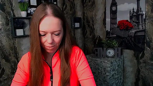 GloriaSi  online show from 10-24-25, 06:01