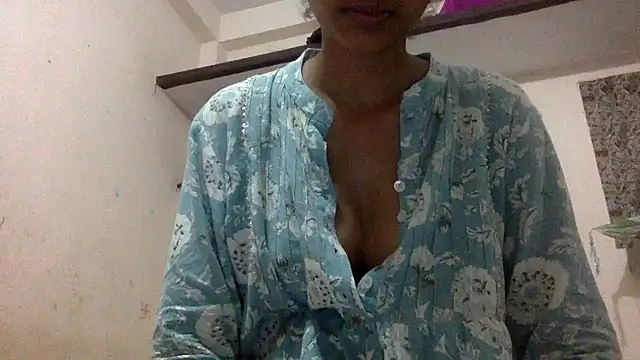 Shalu79 online show from 07-06-26, 06:54