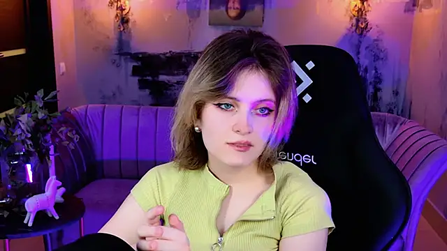 LolaAsmus online show from 02-25-25, 11:10