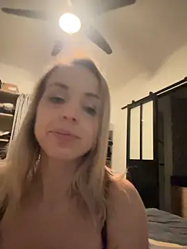 Snapshot of Annelibre chatting on 01-23-25, 08:35 Annelibre online show from 01-23-25, 08:35