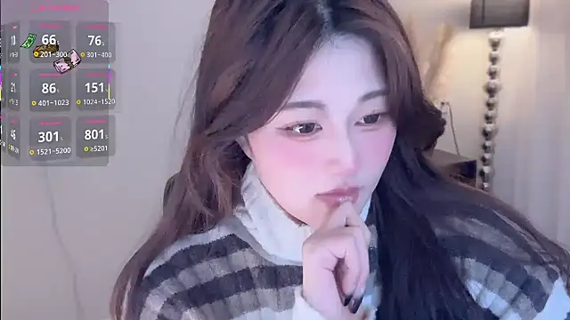 Strawberrybabyy1 online show from 10-25-25, 05:46