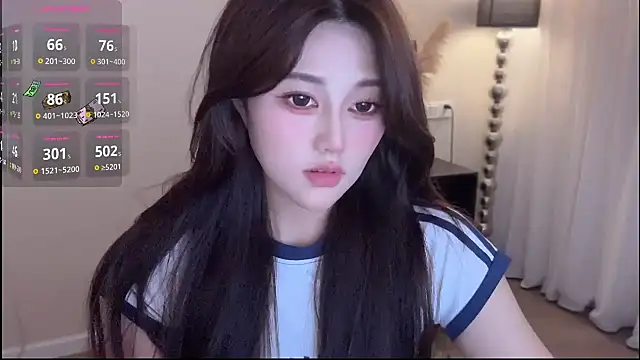 Strawberrybabyy1 online show from 11-23-25, 04:06