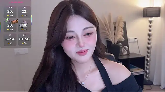 Strawberrybabyy1 online show from 11-07-25, 05:17