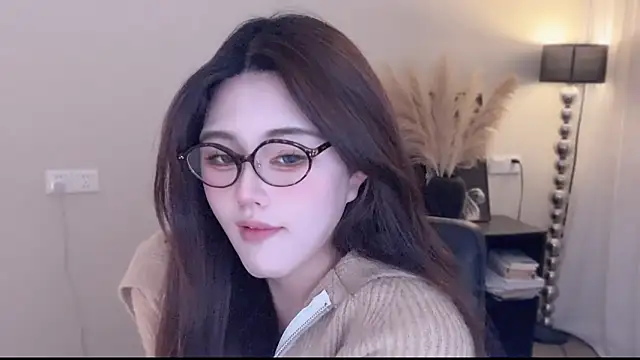 Strawberrybabyy1 online show from 01-07-26, 12:54