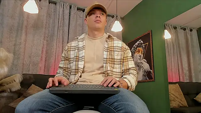 Jake Tylerr  online show from 11-18-25, 08:01