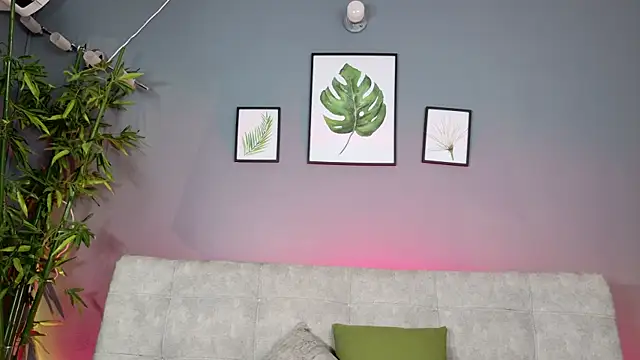 miaa lux online show from 02-07-26, 04:26