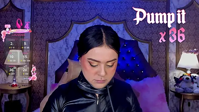 SoffiQueen online show from 02-17-26, 02:03