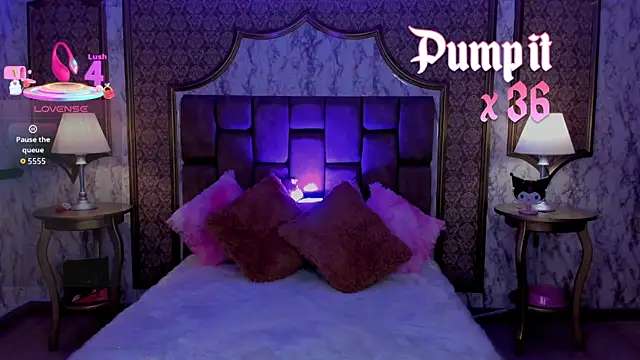 SoffiQueen online show from 09-18-25, 08:01