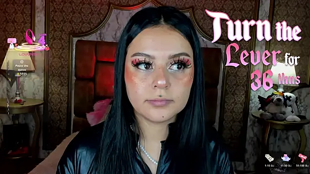 SoffiQueen online show from 01-12-26, 01:07